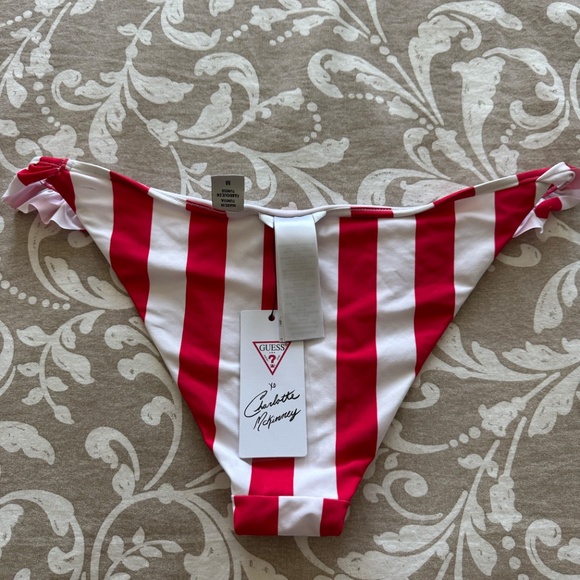 BNWT Guess x Charlotte McKinney Bikini - Picture 4 of 6